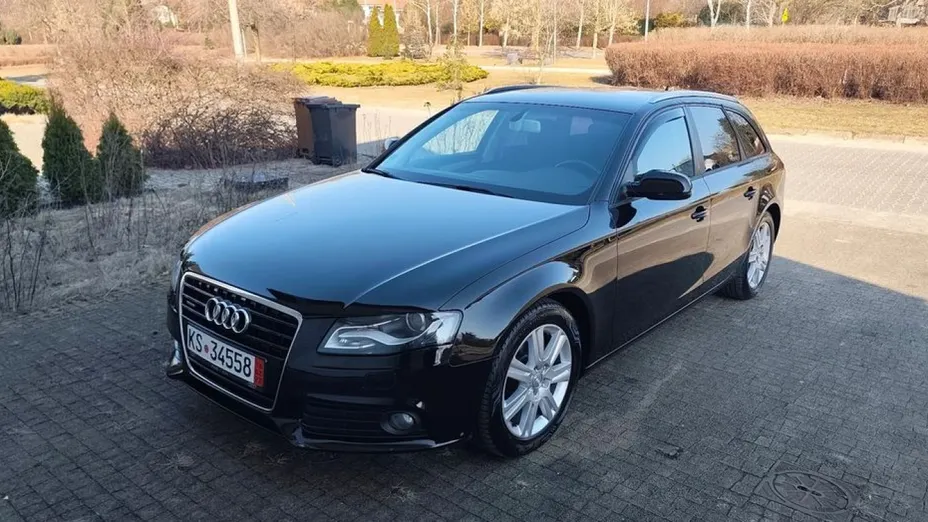 AUDI A4 Avant -