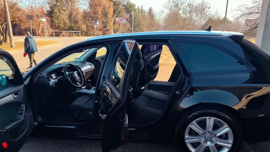 AUDI A4 Avant -