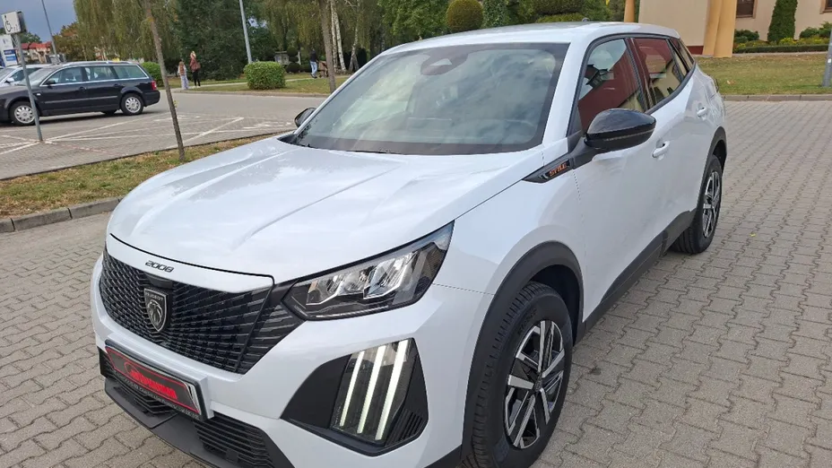 PEUGEOT 2008 -