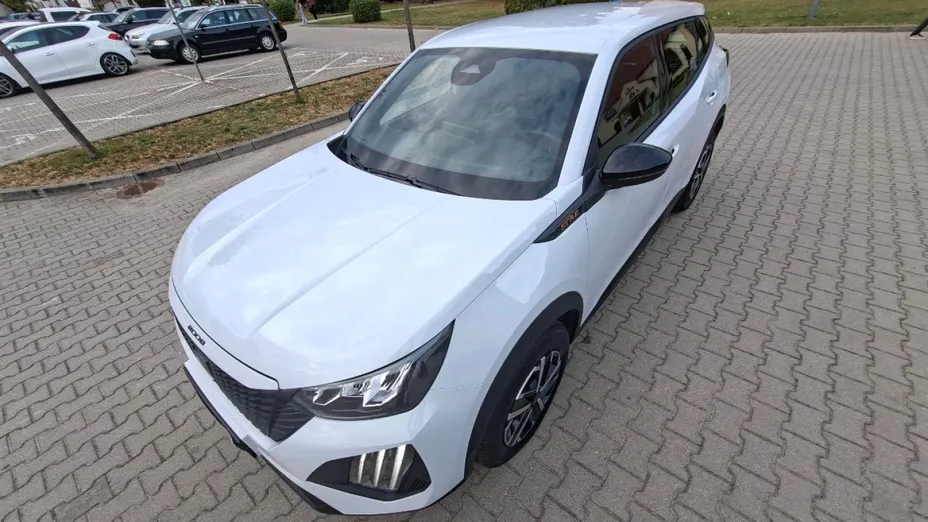 PEUGEOT 2008 -