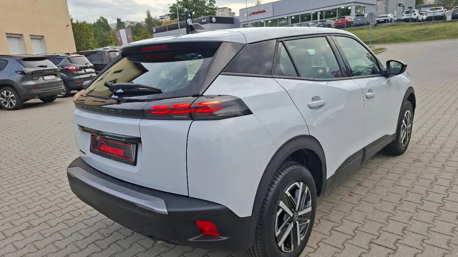 PEUGEOT 2008 -