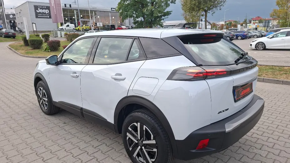 PEUGEOT 2008 -