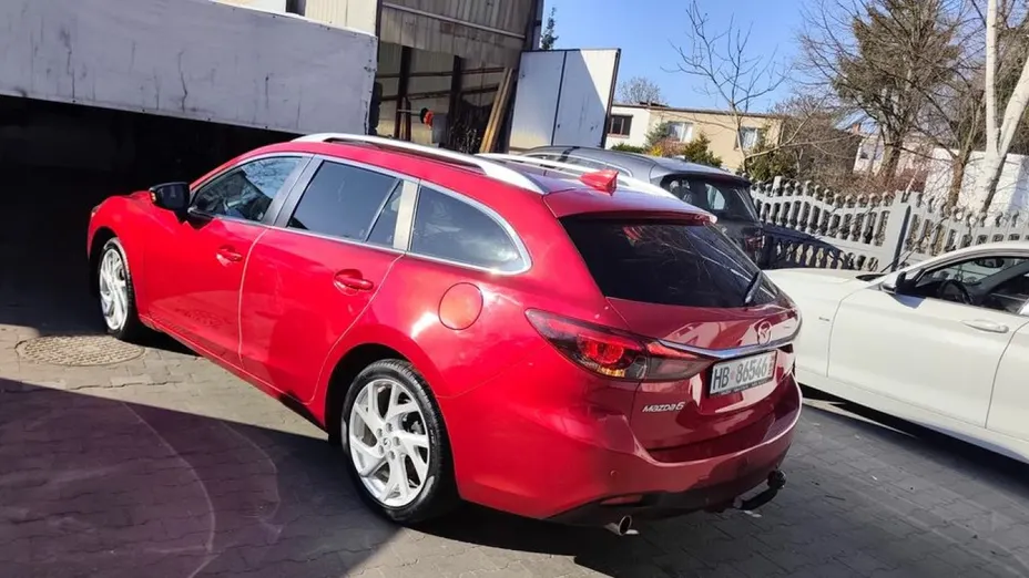 MAZDA 6 -