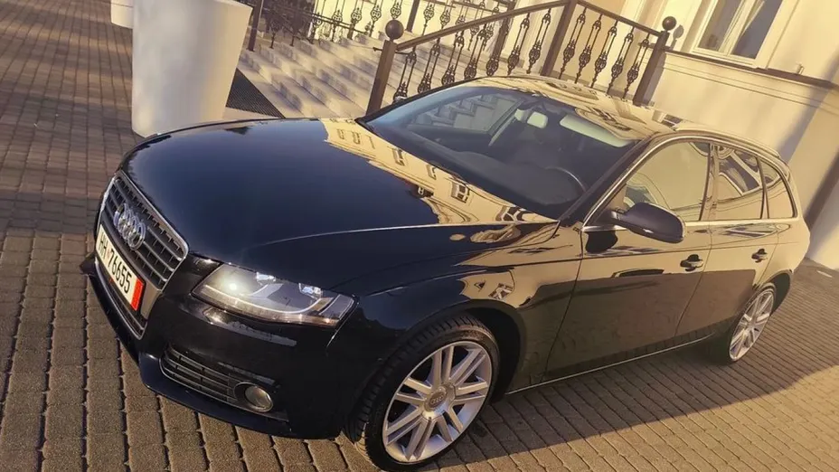 AUDI A4 Avant -