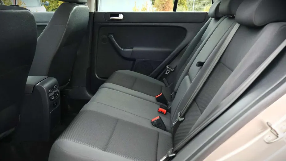 VOLKSWAGEN Golf Plus -