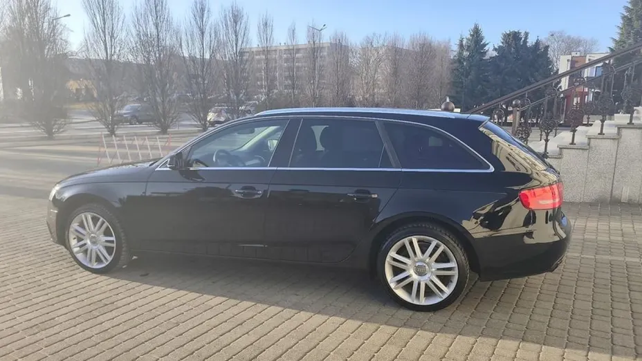 AUDI A4 Avant -