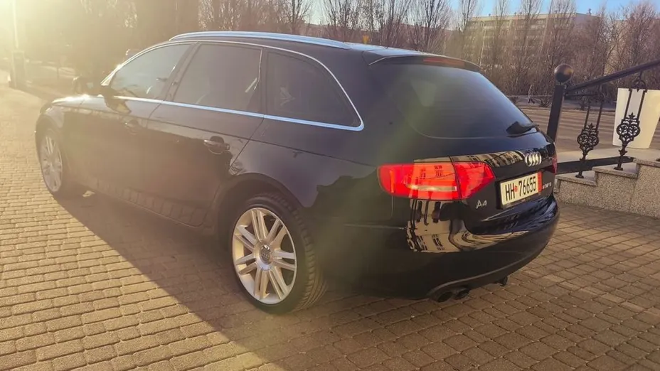 AUDI A4 Avant -