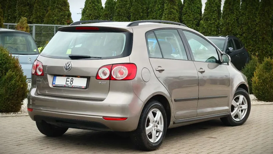 VOLKSWAGEN Golf Plus -