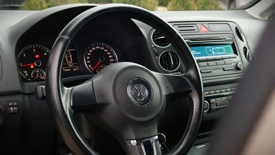 VOLKSWAGEN Golf Plus -