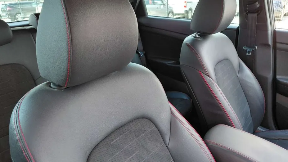 HYUNDAI Tucson -