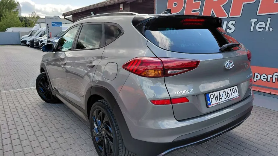 HYUNDAI Tucson -