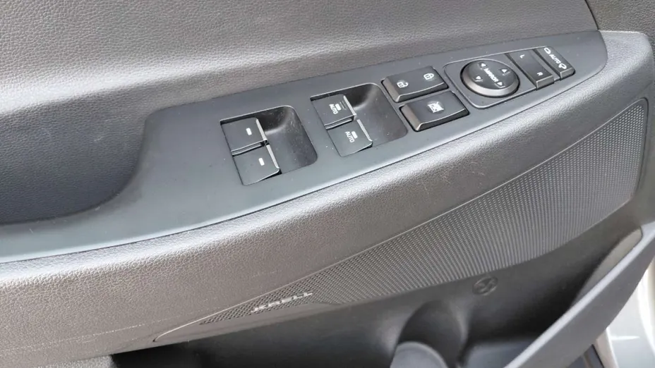 HYUNDAI Tucson -