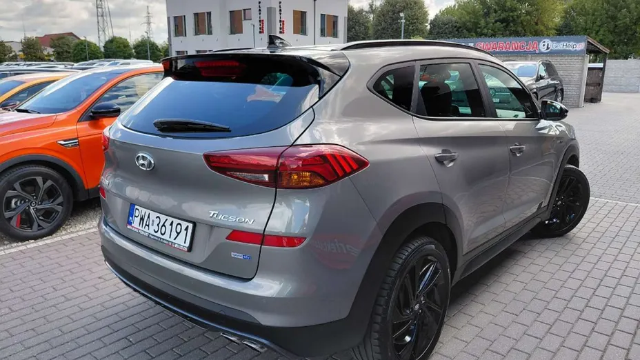 HYUNDAI Tucson -