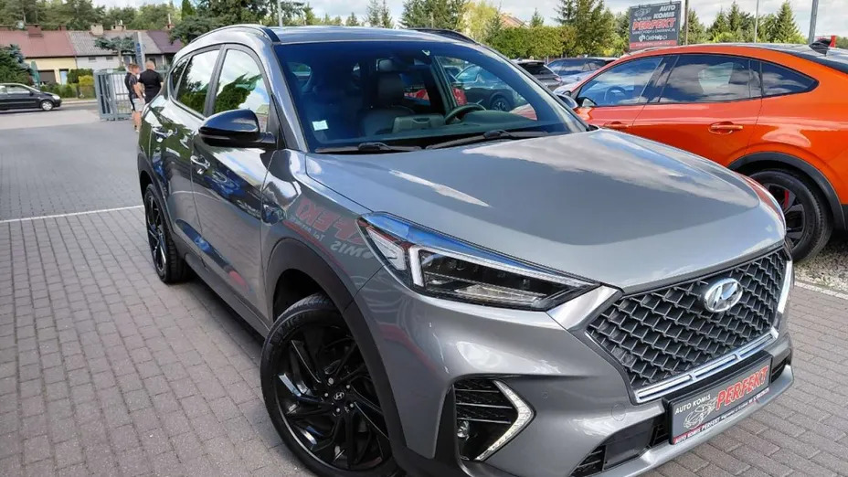 HYUNDAI Tucson -