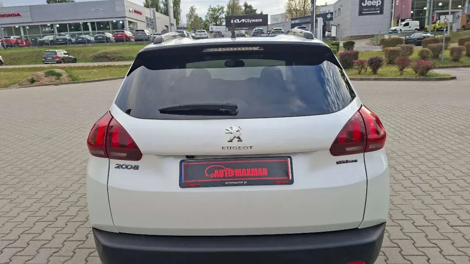 PEUGEOT 2008 -