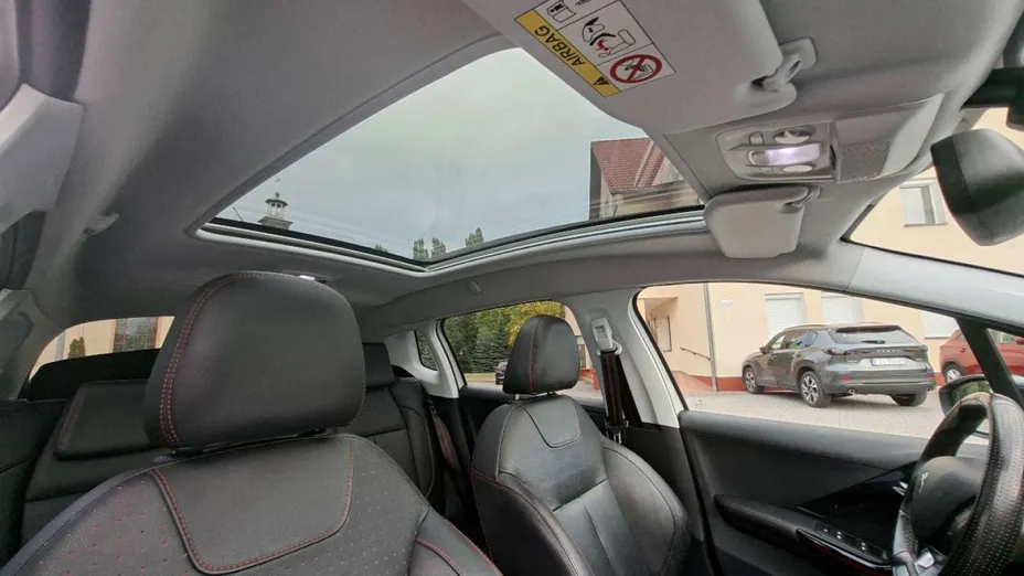 PEUGEOT 2008 -