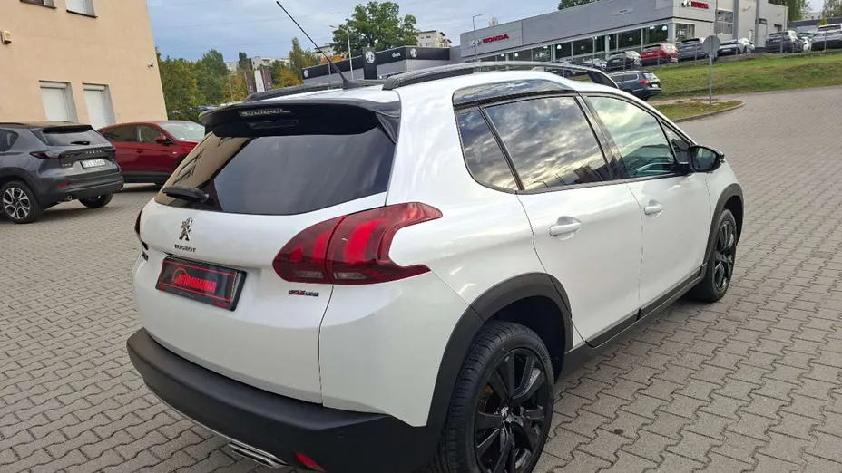 PEUGEOT 2008 -