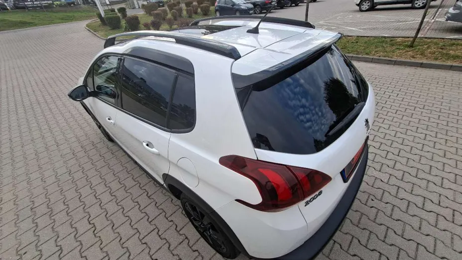 PEUGEOT 2008 -