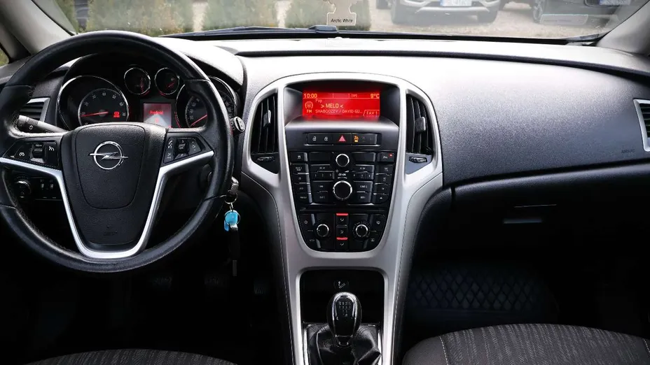 OPEL Astra -