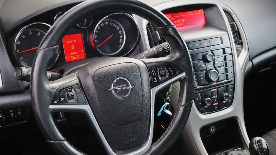 OPEL Astra -