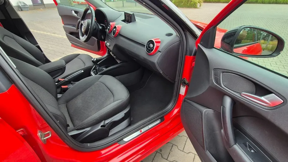 AUDI A1 -