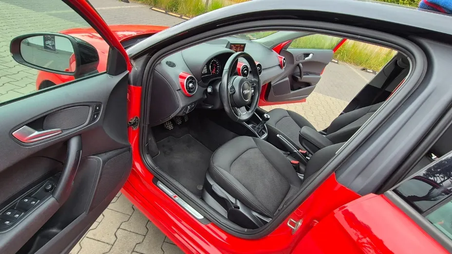 AUDI A1 -