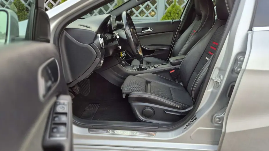 MERCEDES-BENZ A Klasa -