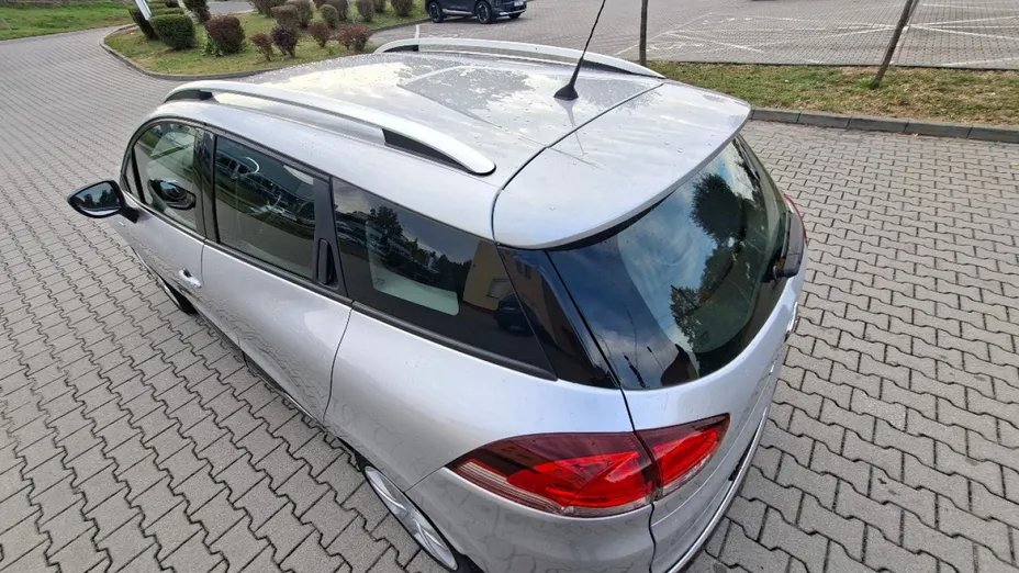 RENAULT Clio -