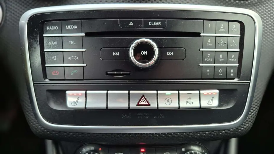 MERCEDES-BENZ A Klasa -