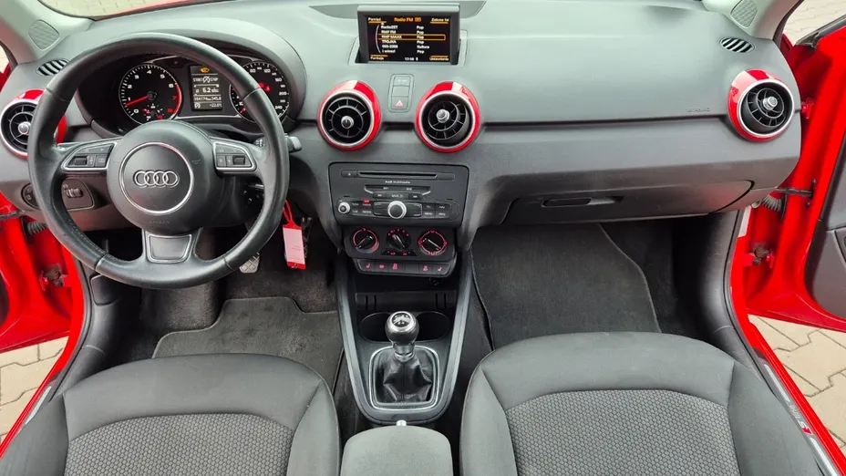 AUDI A1 -