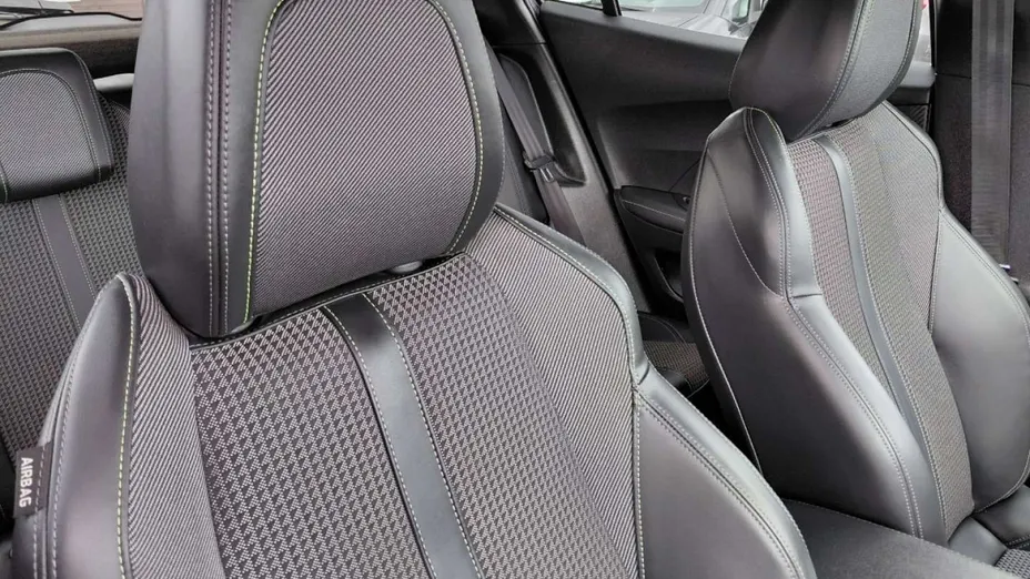PEUGEOT 2008 -