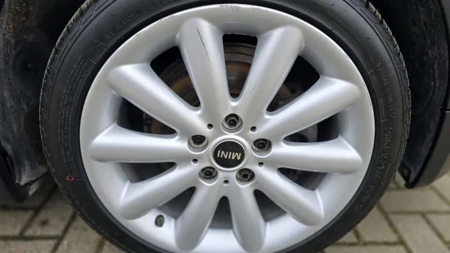 MINI Cooper -