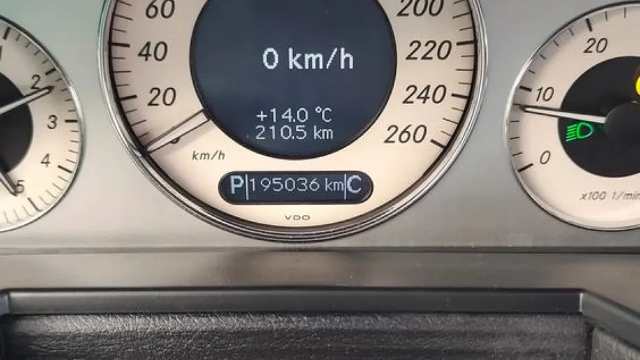 MERCEDES-BENZ E Klasa -