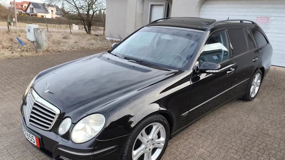 MERCEDES-BENZ E Klasa -