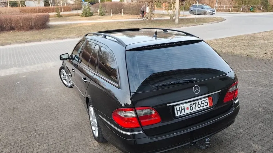 MERCEDES-BENZ E Klasa -