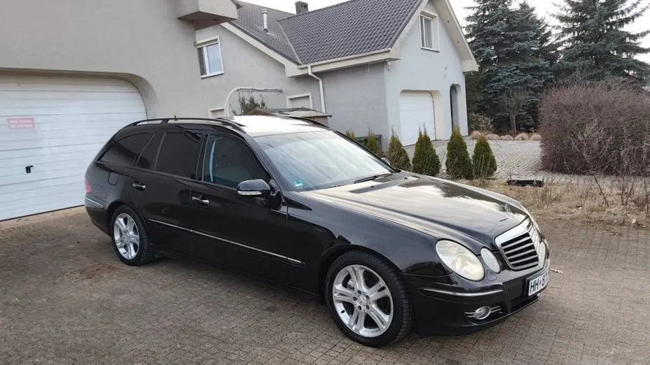 MERCEDES-BENZ E Klasa -