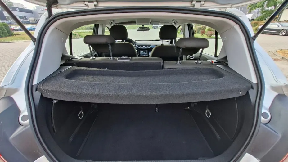 OPEL Corsa -