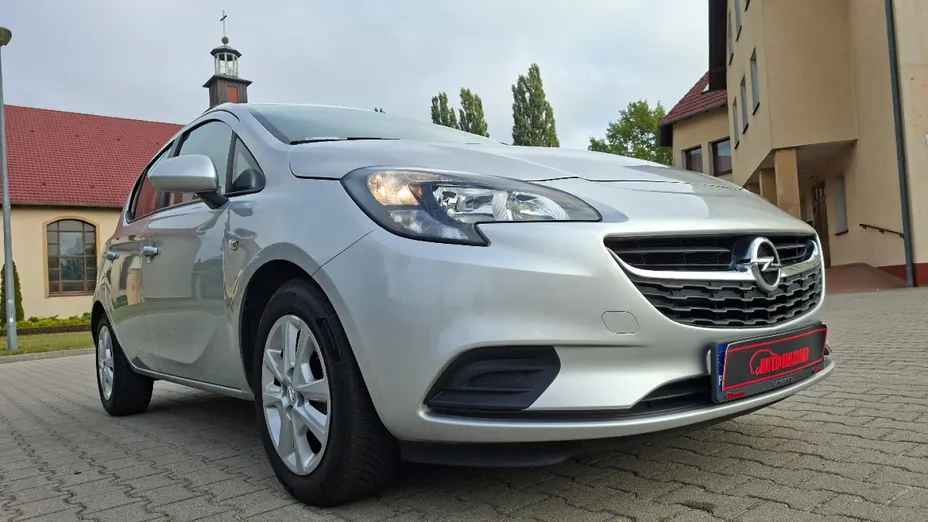 OPEL Corsa -