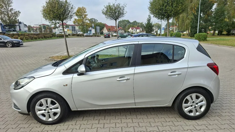 OPEL Corsa -