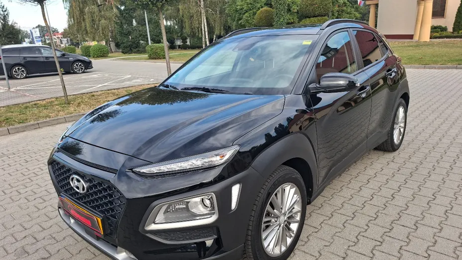 HYUNDAI Kona -