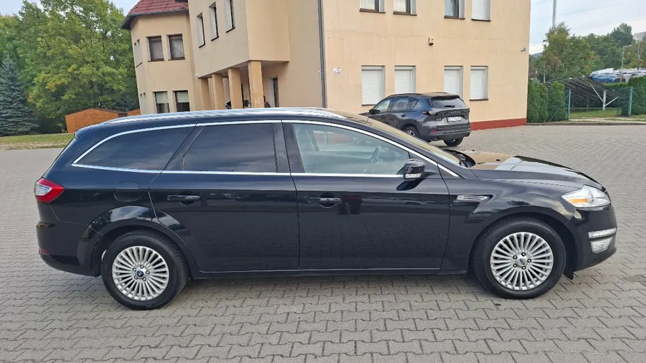 FORD Mondeo -