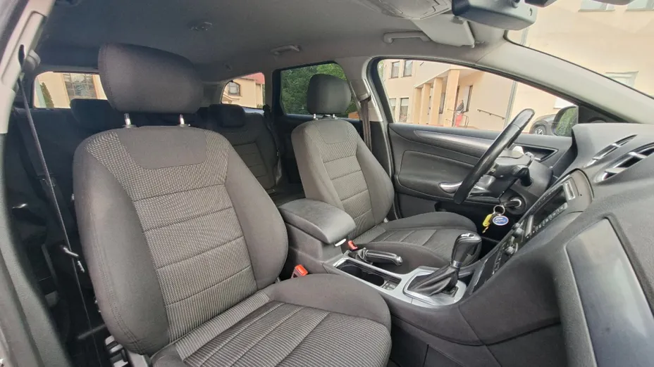 FORD Mondeo -