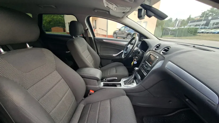 FORD Mondeo -