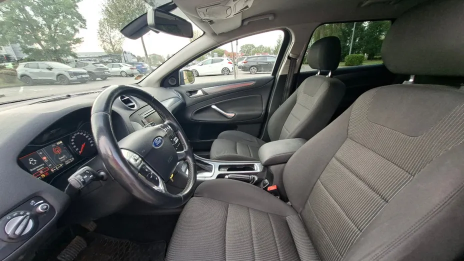 FORD Mondeo -