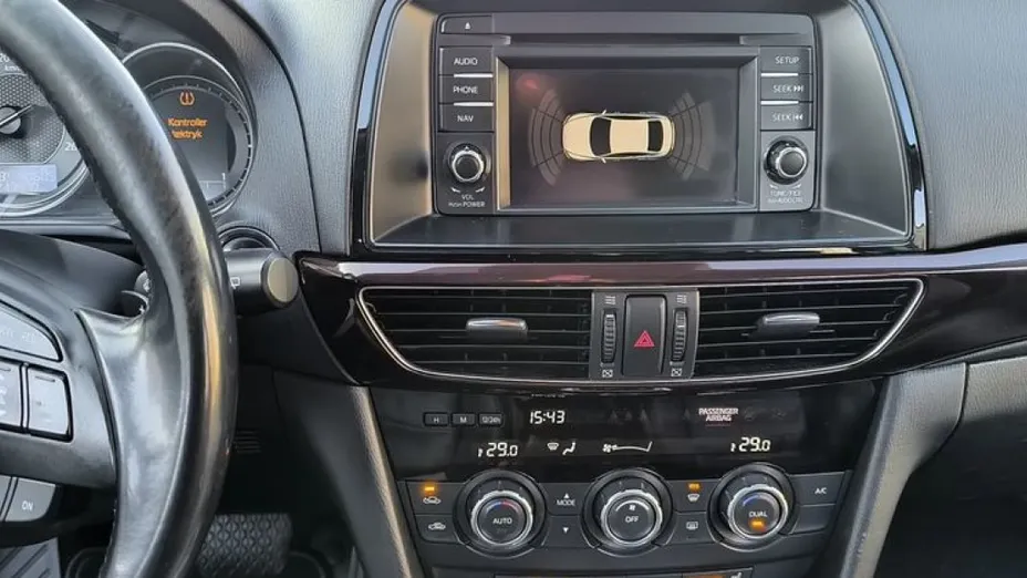 MAZDA 6 -