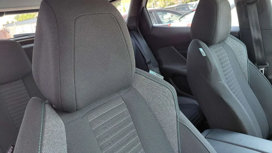 PEUGEOT 3008 -