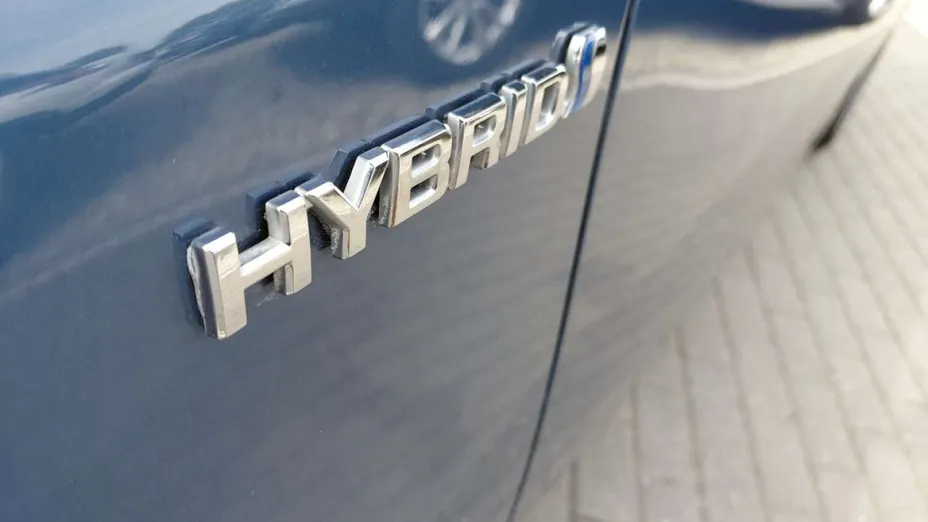 TOYOTA Auris -
