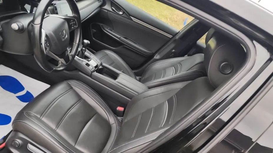 HONDA Civic -