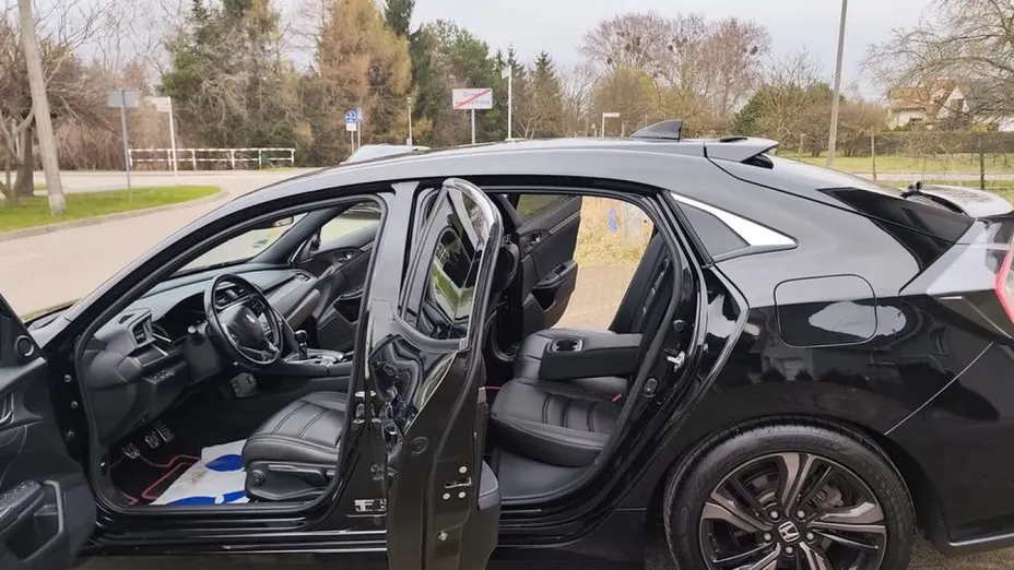 HONDA Civic -