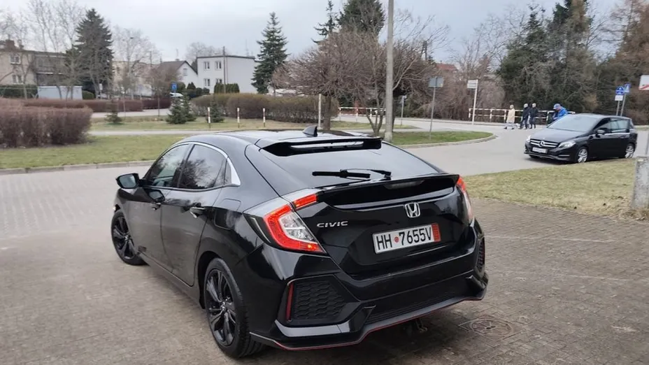 HONDA Civic -